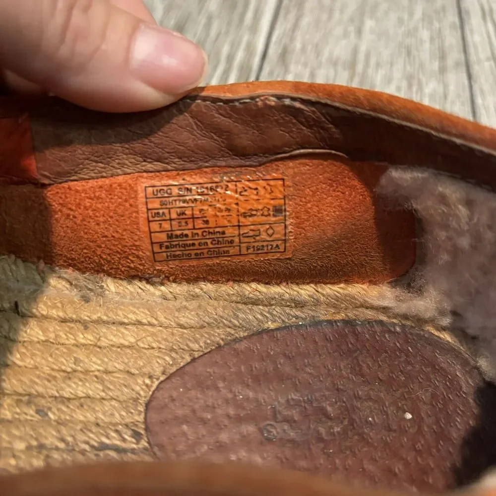UGG Australia SANDRINNE II orange suede espadrille loafers 1016678‎ size US 7